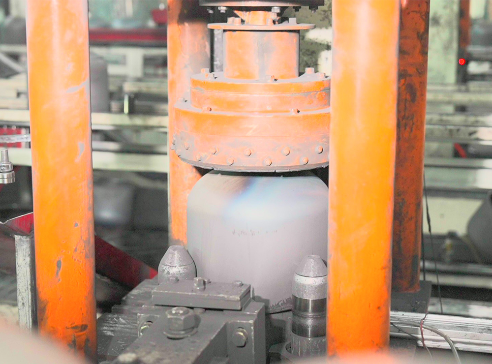 Edge Trimming Machine for LPG Cylinder Manufacturing