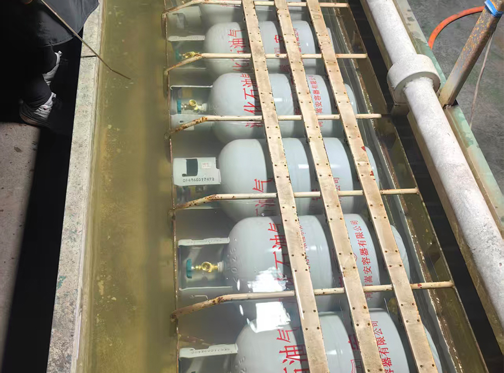 Air Leakage Testing Machine for LPG Gas Cylinder Production Line