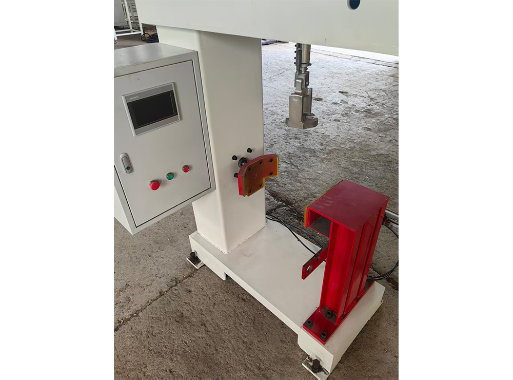 LPG Cylinder Valve Mounting Machine
